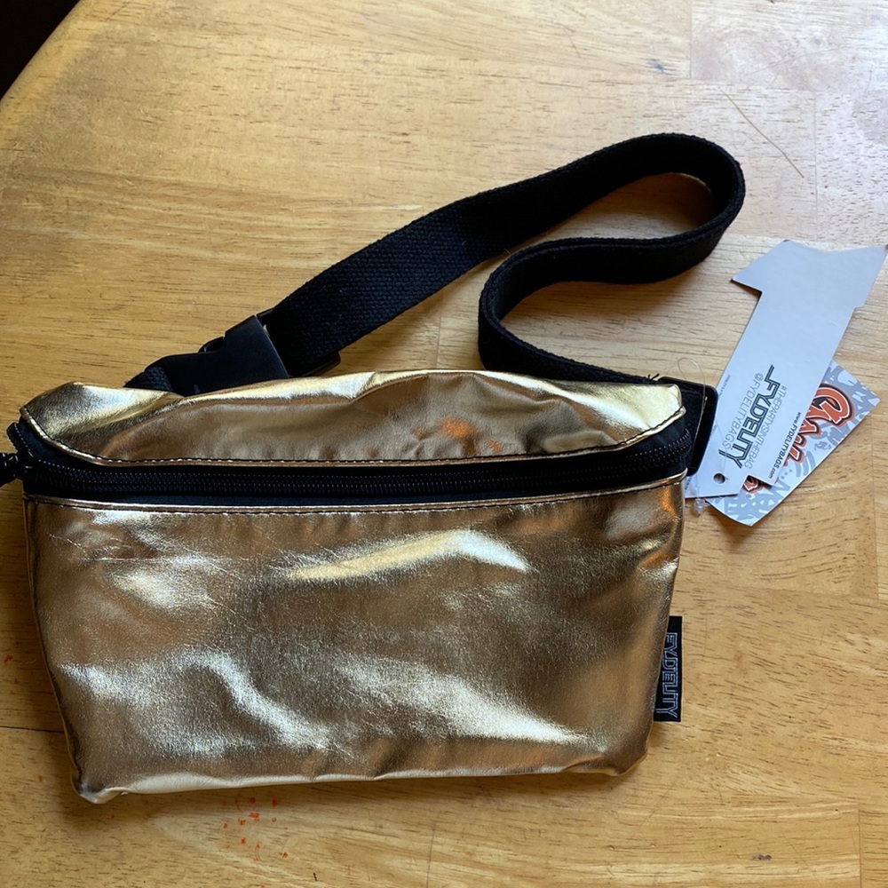 7(9)x5,5” Spencer’s belt bag new